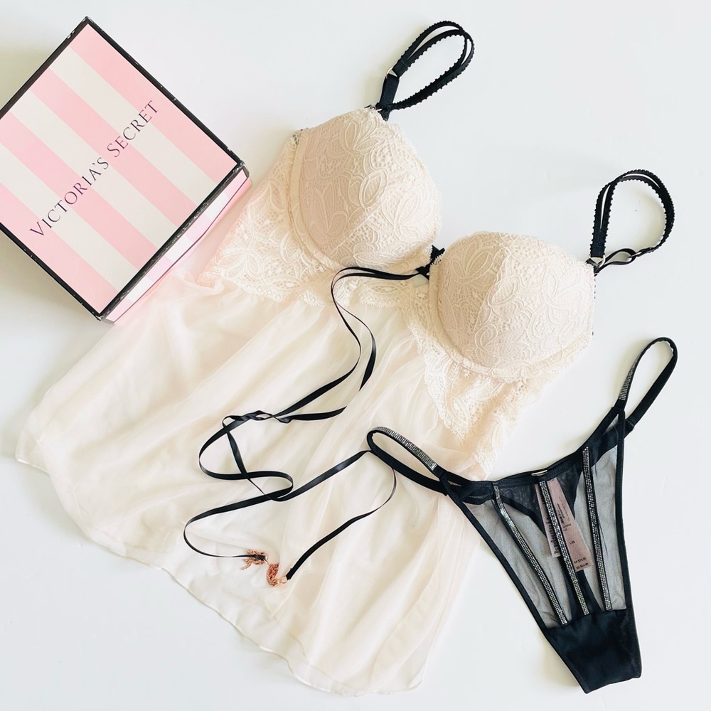 36C LARGE Victoria’s Secret cream black nightwear lingerie set